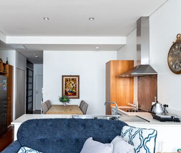 Boutique City Living with Historic Charm & Modern Luxury - Photo 3