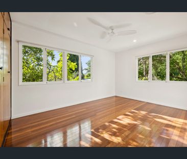 Charming Three-Bedroom Home at 43 Edson Street, Kenmore - Photo 1