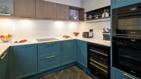 Hyde Park Gate, London, SW7 flat to rent - Photo 5