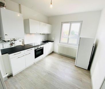 Location Appartement 1 pièce 33m² CHARNAY LES MACON 71850 - Photo 2