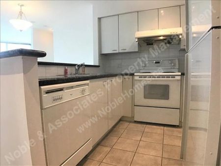 6XXX Willingdon Avenue 2001 Burnaby - Photo 2