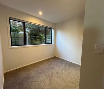 Charming 3BR Unit in Royal Heights! - Photo 3