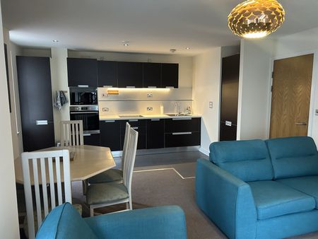 2 Bed Flat, Barton Place, M4 - Photo 2