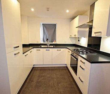 Falcon Crescent, Norwich, NR8 - Photo 6