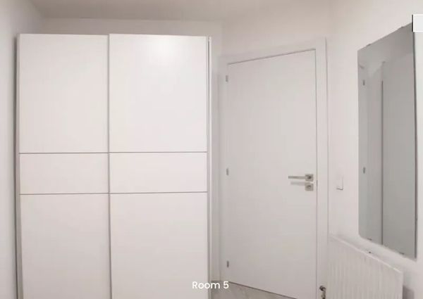 Calle Matilde Hernández, Madrid, Community of Madrid 28019