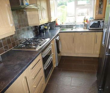 Somerset Avenue, Leicester, Leicestershire, LE4 - Photo 1