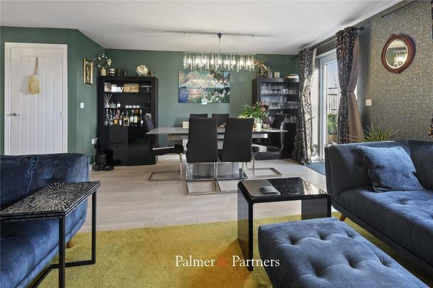 5 bedroom semi-detached house to rent - Photo 1