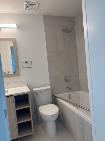 For Lease - 1007 The Queensway N/A Unit# 1012, Toronto, Ontario - Photo 3