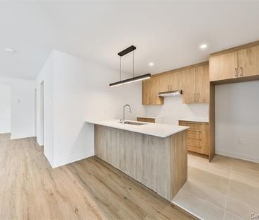 Appartement à louer - Laval (Duvernay) (Est) - Photo 1