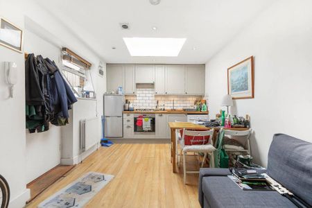 1 bedroom flat to rent - Photo 5