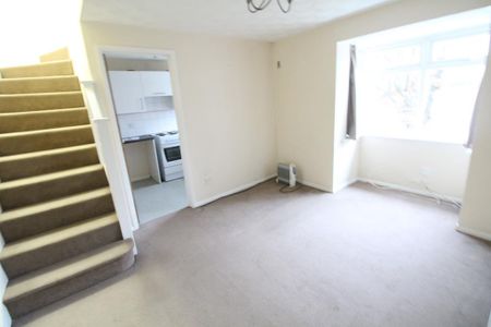 1 bedroom house to rent - Photo 2