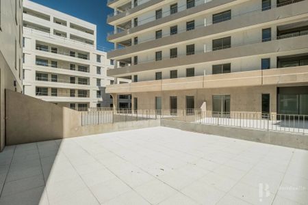 Rental Apartment Bordeaux Saint-Jean - Photo 4
