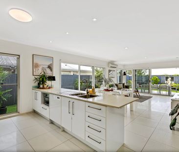 Modern Lowset Home in Brightwater! - Photo 2