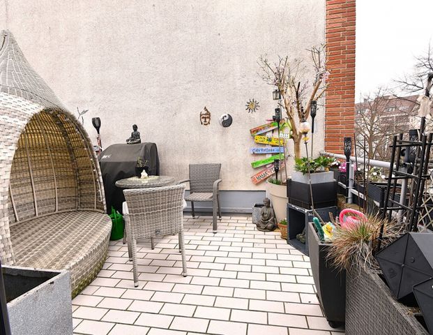 Ohligs. 3-Zimmer-Maisonette-Wohnung mit Balkon in Bahnhofsnähe. - Photo 1