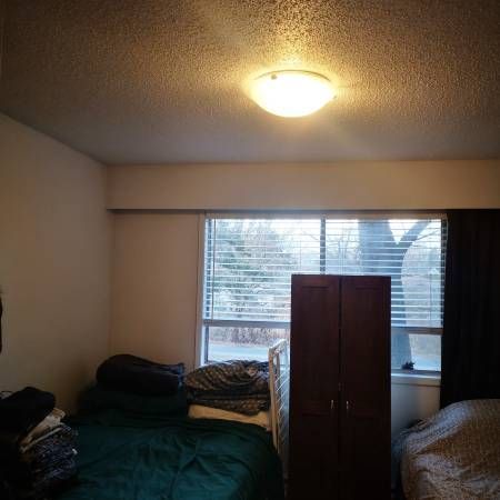 Unfurnished 1 bed, 1 bath Apartment Dentville, Squamish (Strathmore) - Photo 1