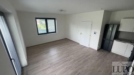 Pronájem bytu 3+kk 72 m² - Photo 2