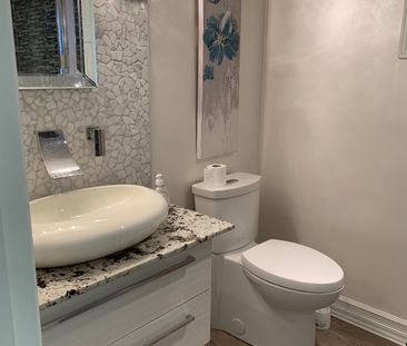 For Lease - 391 Alper Street, Richmond Hill, Ontario - Photo 1