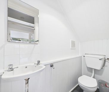 Brackenhill Close, Bromley, BR1, London - Photo 6