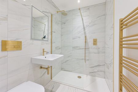 To Let 2 Bed Apartment - Photo 5