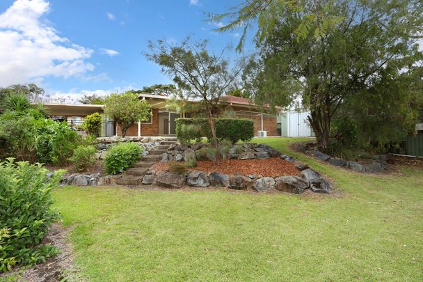 37 Dunsby Drive, Carrara QLD 4211 - House For Rent | Domain - Photo 1