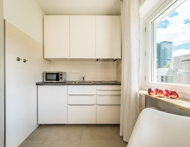 City-Residence: Saniertes und neu möbliertes Apartment in bester Lage - Photo 1