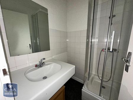 Location Appartement 2 pièces 45m² CHAMALIERES 63400 - Photo 4