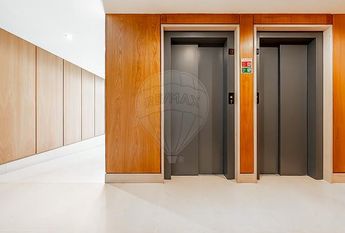 Apartamento T5 em Lisboa