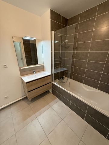 Apartment - Photo 2