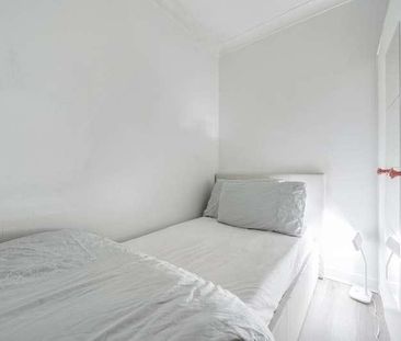 Sovereign Court, High Wycombe, HP13 - Photo 5