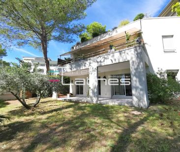 Location Appartement 3 pièces 75m² NIMES 30900 - Photo 4