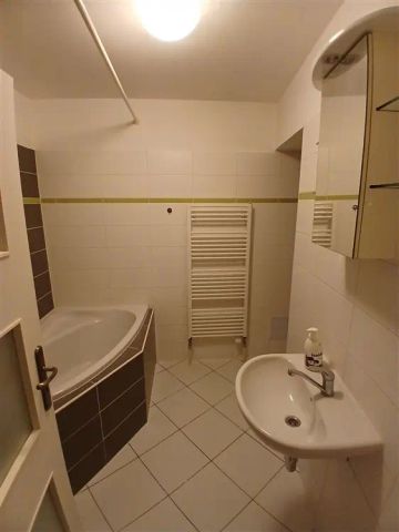 Pronájem bytu 2+ kk v centru Olomouce - Fotografie 4