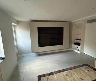 3 Bed Terraced House, Star Lane, E16 - Photo 3