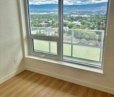 Brand New, 14th floor, Water Street by the Park! - Photo 1