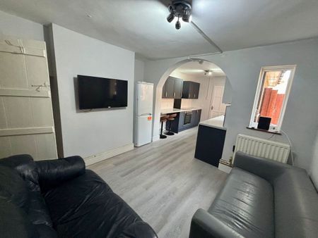 17 Albert Street - Great location Loughborough - Photo 2