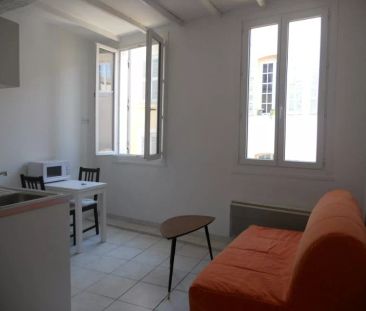 A LOUER - AIX EN PROVENCE - STUDIO MEUBLE EN CENTRE VILLE - Photo 1
