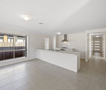 Spacious Home In Warralily Estate - Photo 6