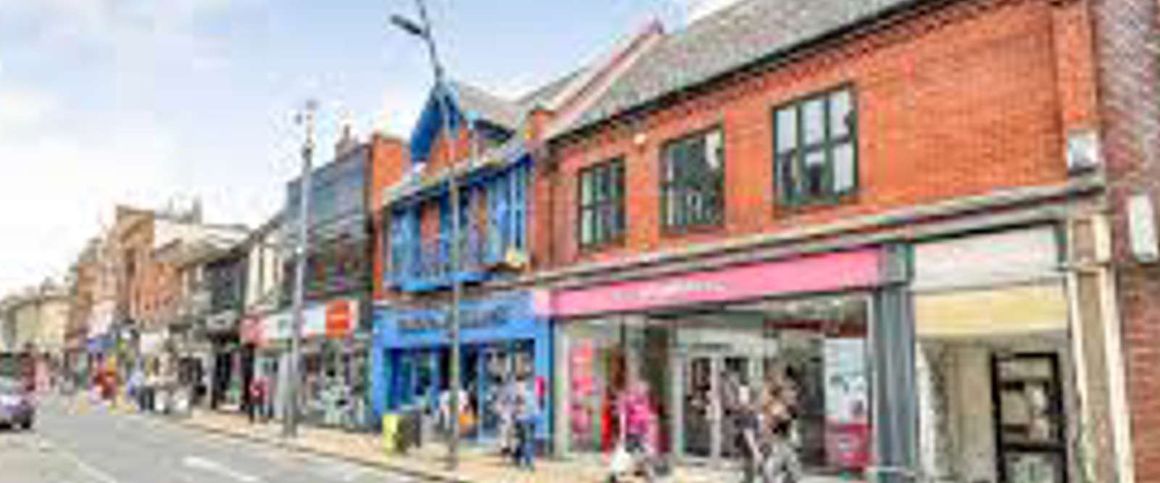 Excellent Property available immediately Unit 2 - Photo 1