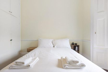 Gloucester Terrace - Photo 5