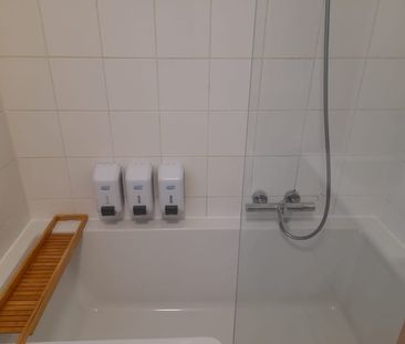 Appartement te huur - Photo 1