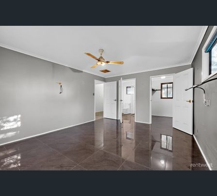 47 Hybrid Ct, Treeby, WA 6164 - Photo 1