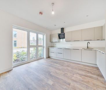 4 bedroom detached house to rent - Photo 2