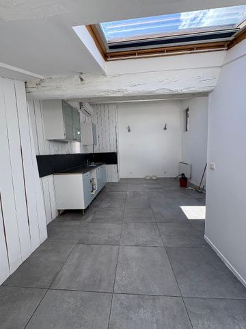 Location Appartement 1 pièce 29m² DRAGUIGNAN 83300 - Photo 5