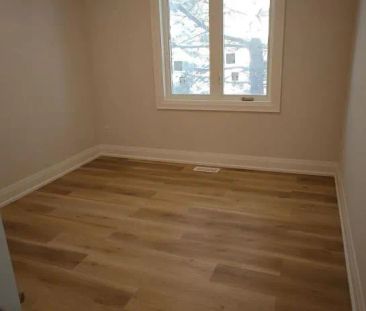 250 CAMERON AVENUE - Photo 5