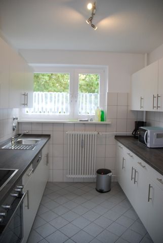 Zuhause auf Zeit – Möblierte 4-Zimmer-Wohnung in ruhiger Lage - Photo 5