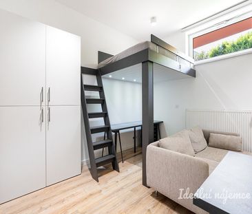 Pronájem bytu 1+kk 27 m² - Fotografie 3