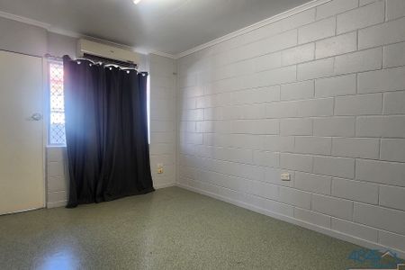 Spacious Unit Close to Town - Photo 2
