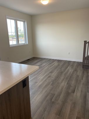 For Lease - 899 Ash Gate, Milton, Ontario - Photo 1