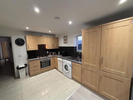 Apartment 21 22 Artana Street, Ormeau Road, Belfast, BT7 2FF - Photo 5