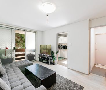 2 Bedroom with Study Apartment in Prime Location of Burwood and Str... - Photo 2