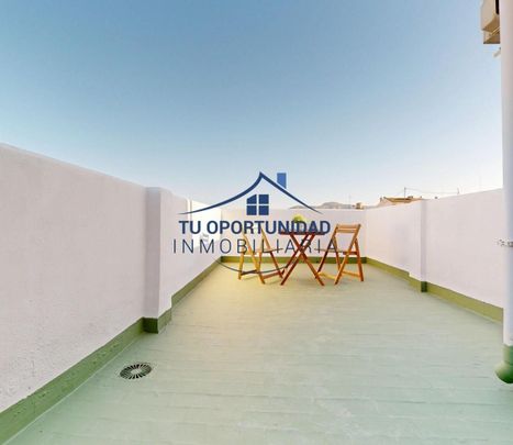 Apartamento de alquiler en Calle de Rosalía de Castro, Puente Tocinos - Photo 1